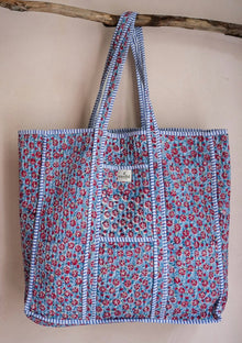  Quilted Block Print Market Tote Bag in Blue Dainty Floral